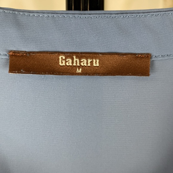 Gaharu Women’s Medium Blue Long Sleeve Blouse - Picture 2 of 6